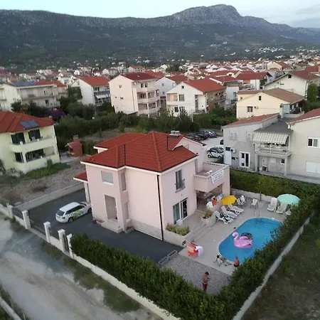 Gulietta * Kastela